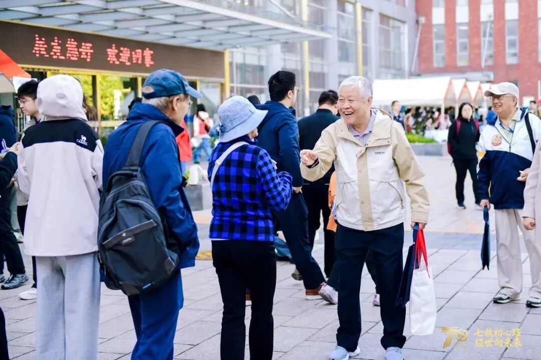 点击查看原图