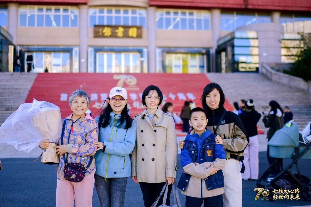 点击查看原图 9240befb5e6543df44283edfd6869dc0.jpg